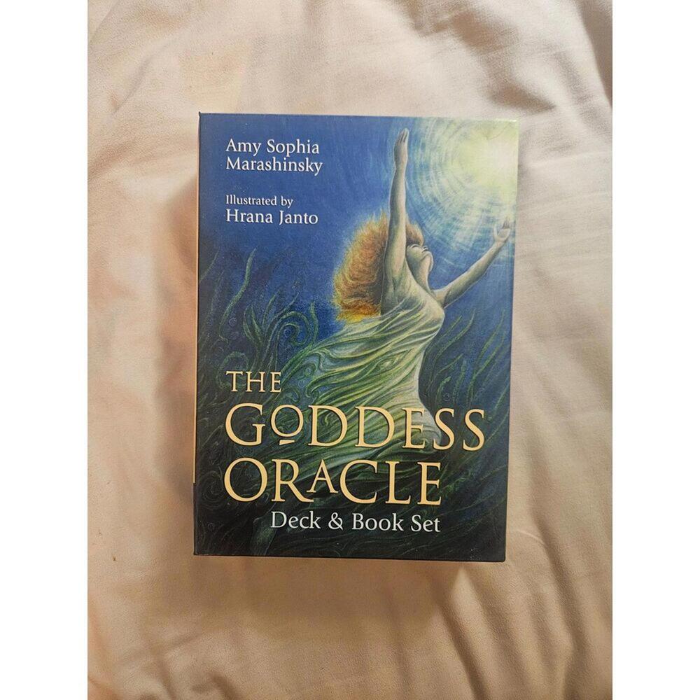 The Goddess Oracle (Deck and Book Set), Amy Sophia Marashinsky